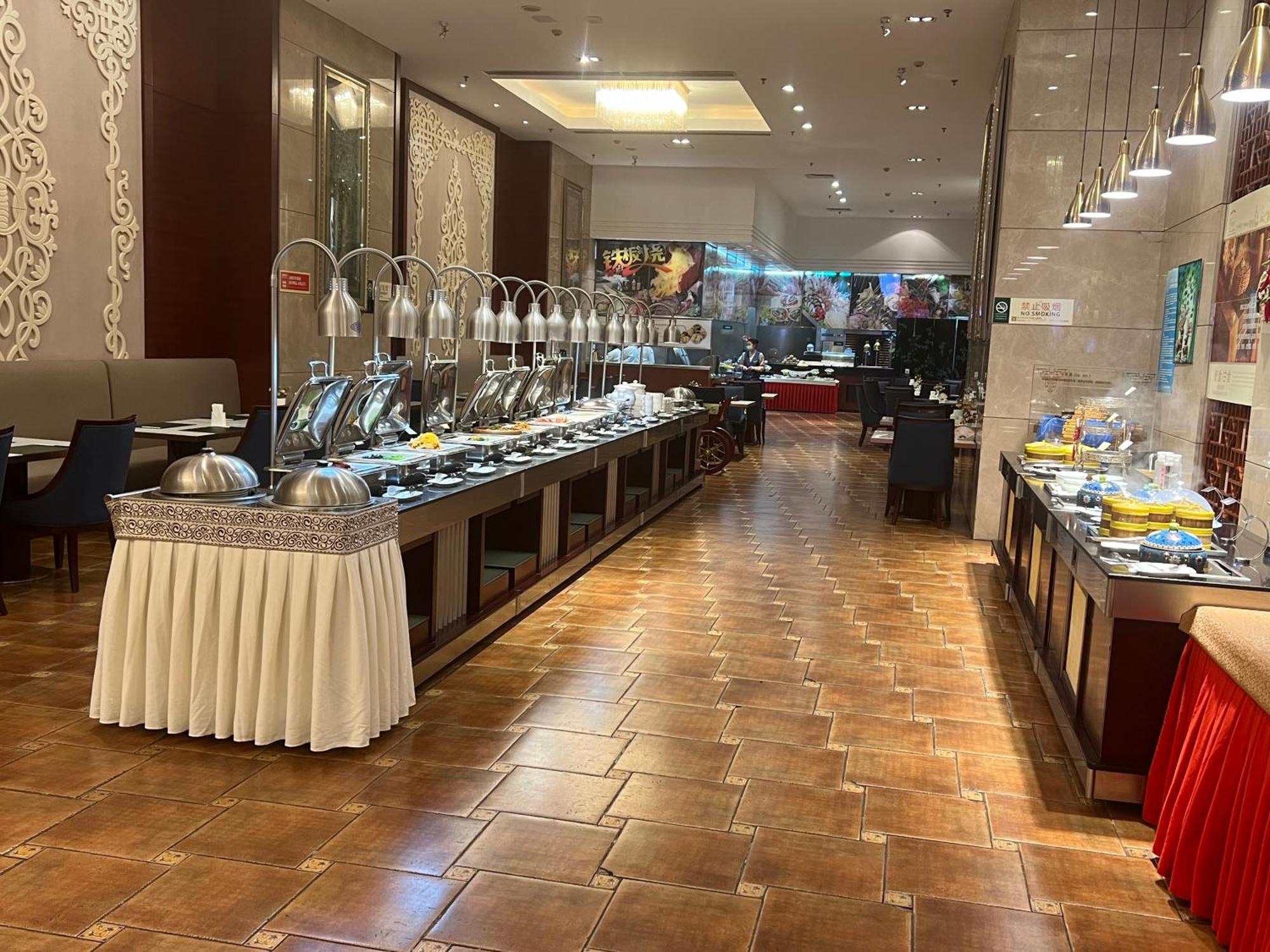 Inner Mongolia Grand Hotel 4*